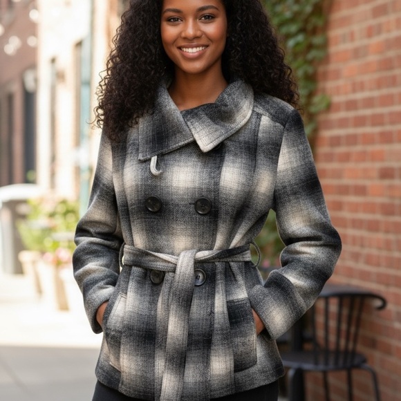 last kiss Jackets & Blazers - Last Kiss Women's Plaid Pea Coat - Black and Gray
